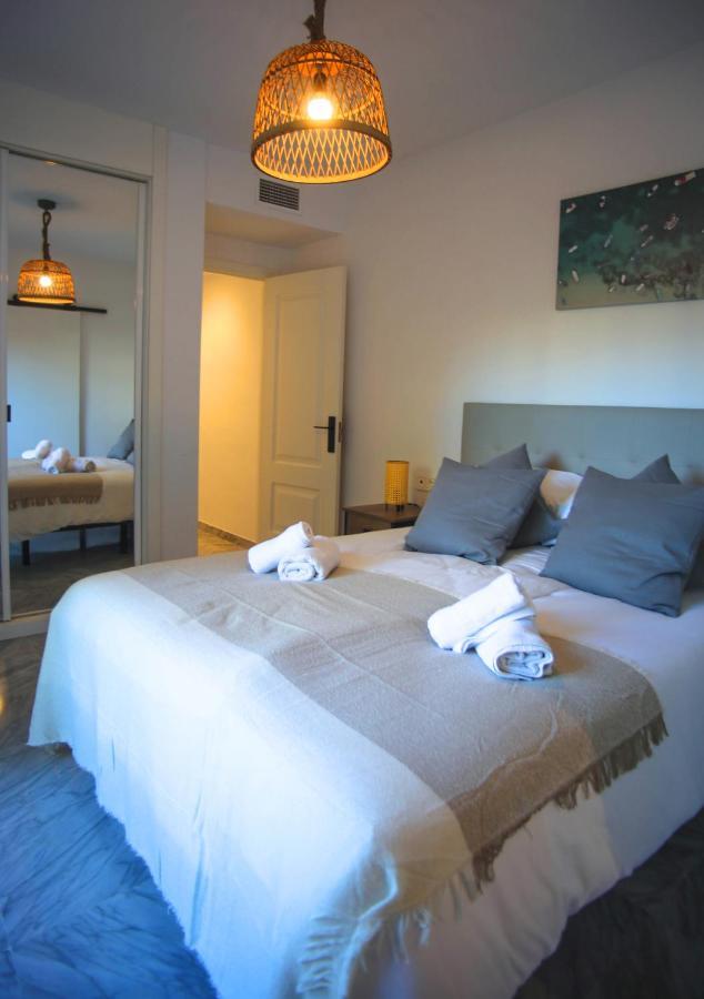 Appartamento Walk To Puerto Banus, 2Br, 2Bth, Pool Marbella Esterno foto